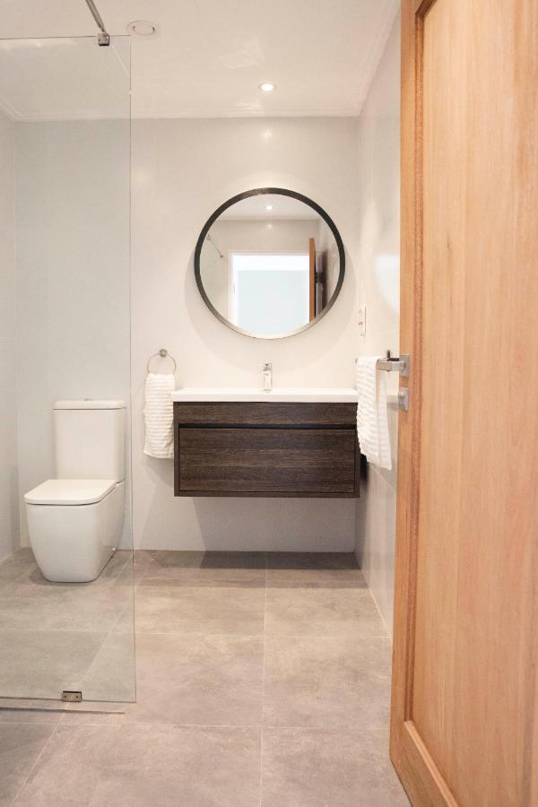 Paradise Heights Luxury Apartments & Villa โบวาลง ภายนอก รูปภาพ