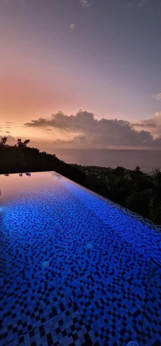 Paradise Heights Luxury Apartments & Villa โบวาลง ภายนอก รูปภาพ